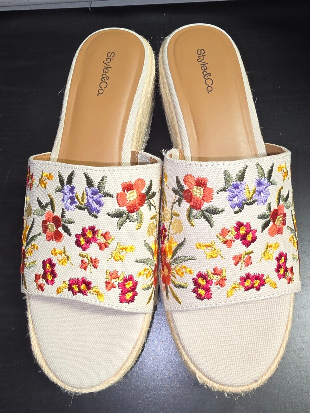 Style & Co. Cream Slip-On Embroidered Floral Mules